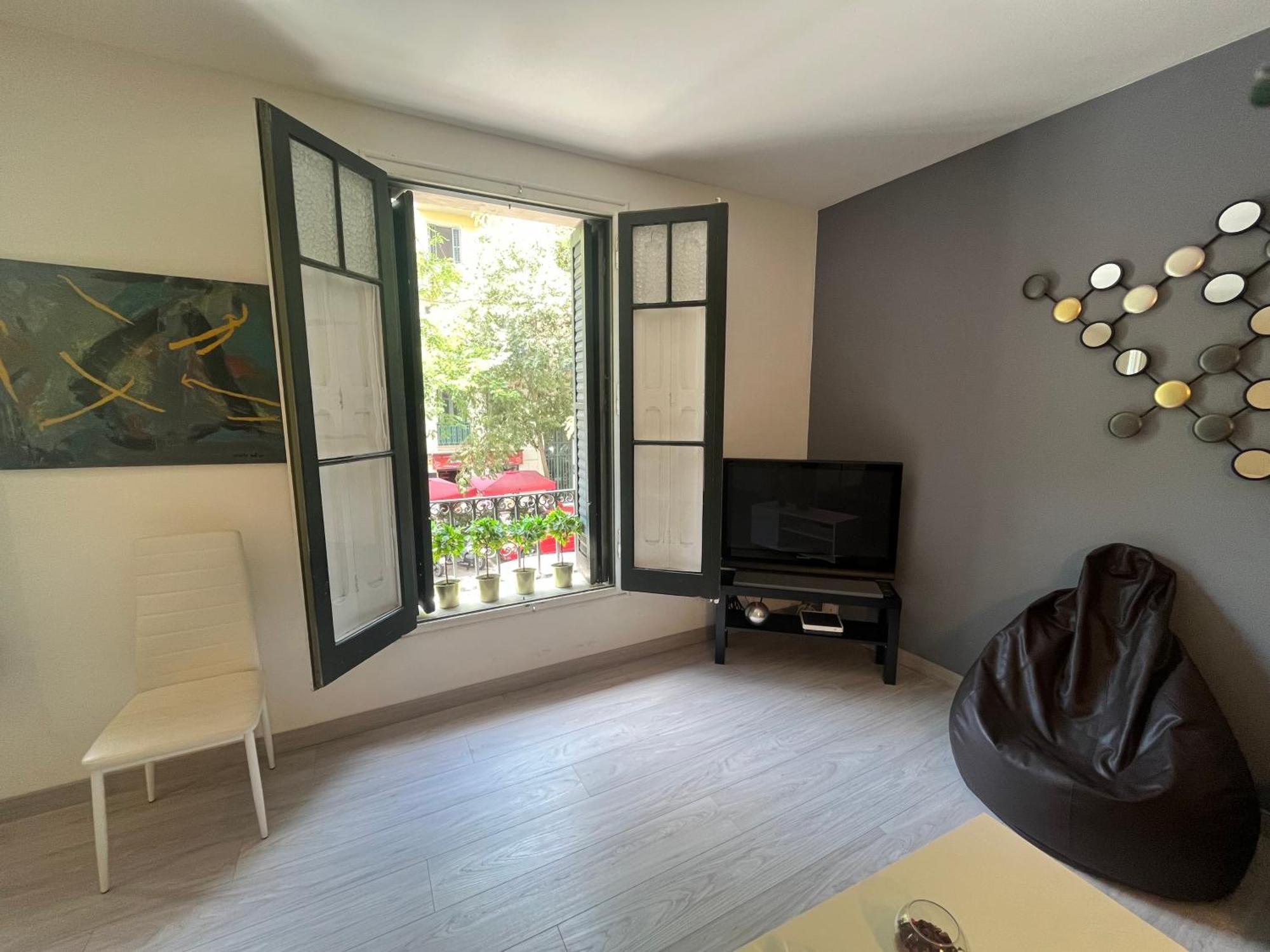 Appartement 54 *